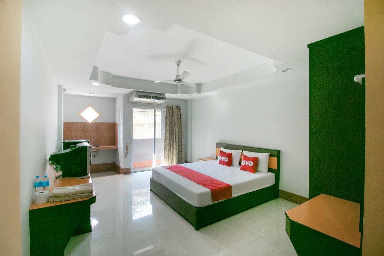 Hotel Oyo 75387 4 Men Court Nong Prue Exterior foto